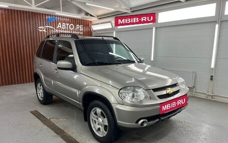 Chevrolet Niva I рестайлинг, 2012 год, 670 000 рублей, 2 фотография