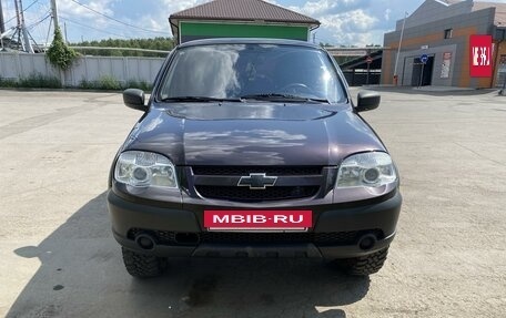 Chevrolet Niva I рестайлинг, 2014 год, 650 000 рублей, 3 фотография