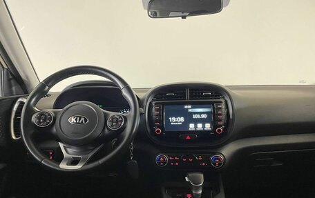 KIA Soul III, 2021 год, 2 287 000 рублей, 10 фотография