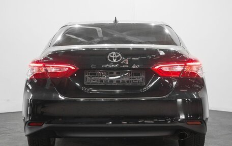 Toyota Camry, 2019 год, 3 159 000 рублей, 17 фотография