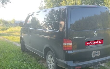 Volkswagen Transporter T5 рестайлинг, 2004 год, 1 000 000 рублей, 7 фотография