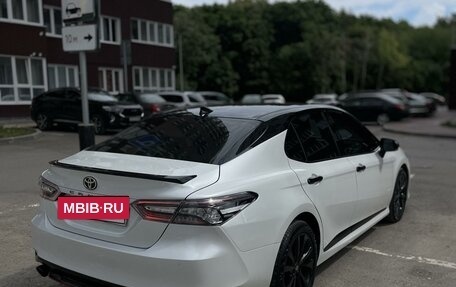 Toyota Camry, 2019 год, 3 200 000 рублей, 5 фотография