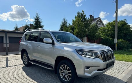 Toyota Land Cruiser Prado 150 рестайлинг 2, 2018 год, 5 790 000 рублей, 3 фотография