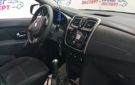 Renault Logan II, 2017 год, 1 100 000 рублей, 17 фотография