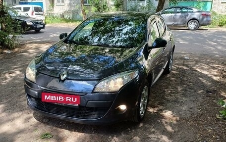 Renault Megane III, 2012 год, 680 000 рублей, 2 фотография