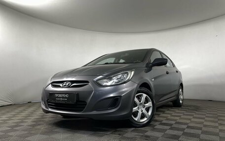 Hyundai Solaris II рестайлинг, 2012 год, 950 000 рублей, 1 фотография