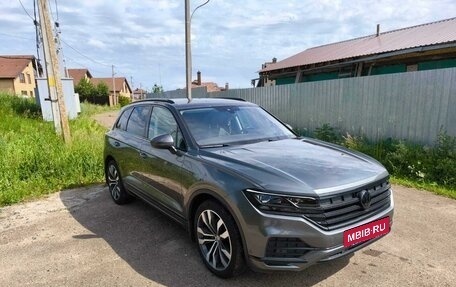 Volkswagen Touareg III, 2020 год, 5 990 000 рублей, 3 фотография