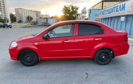 Chevrolet Aveo III, 2010 год, 580 000 рублей, 2 фотография