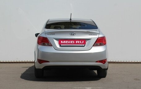 Hyundai Solaris II рестайлинг, 2015 год, 760 000 рублей, 6 фотография