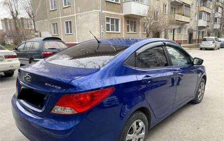 Hyundai Solaris II рестайлинг, 2014 год, 950 000 рублей, 2 фотография