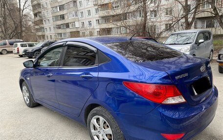 Hyundai Solaris II рестайлинг, 2014 год, 950 000 рублей, 3 фотография