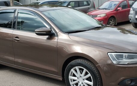 Volkswagen Jetta VI, 2011 год, 793 000 рублей, 2 фотография