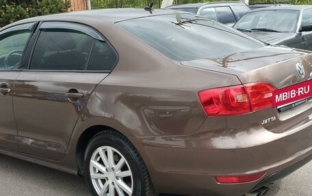 Volkswagen Jetta VI, 2011 год, 793 000 рублей, 8 фотография