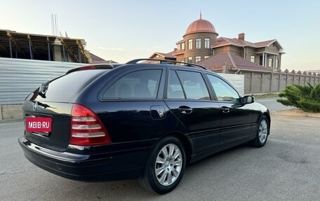 Mercedes-Benz C-Класс, 2004 год, 750 000 рублей, 4 фотография