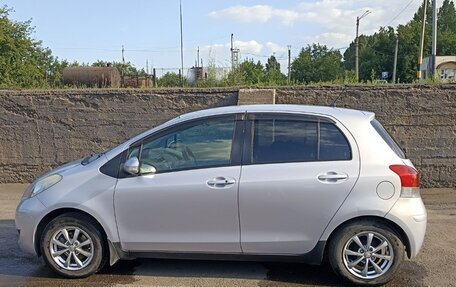 Toyota Vitz, 2010 год, 870 000 рублей, 2 фотография