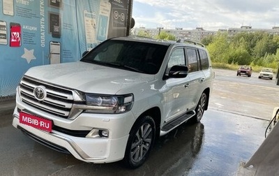 Toyota Land Cruiser 200, 2017 год, 6 550 000 рублей, 1 фотография