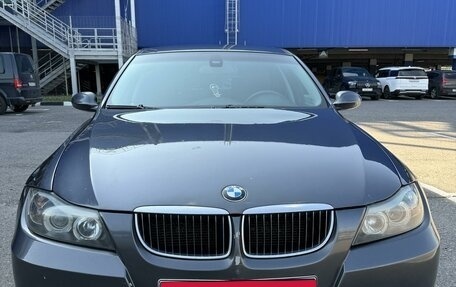 BMW 3 серия, 2005 год, 1 050 000 рублей, 1 фотография