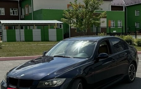 BMW 3 серия, 2007 год, 999 999 рублей, 2 фотография