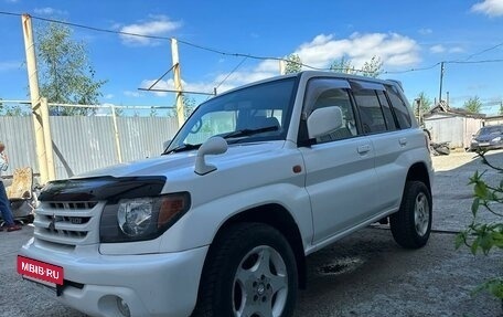 Mitsubishi Pajero iO, 2001 год, 880 000 рублей, 2 фотография