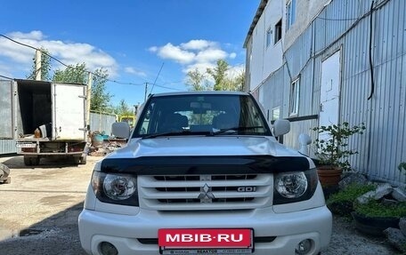 Mitsubishi Pajero iO, 2001 год, 880 000 рублей, 5 фотография