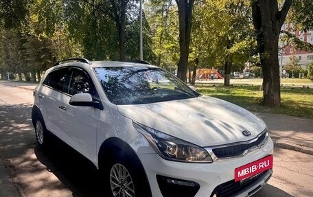 KIA Rio IV, 2019 год, 1 715 000 рублей, 2 фотография