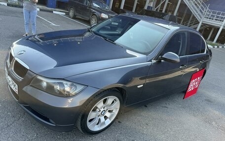 BMW 3 серия, 2005 год, 1 050 000 рублей, 2 фотография