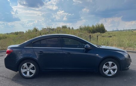 Chevrolet Cruze II, 2009 год, 680 000 рублей, 4 фотография