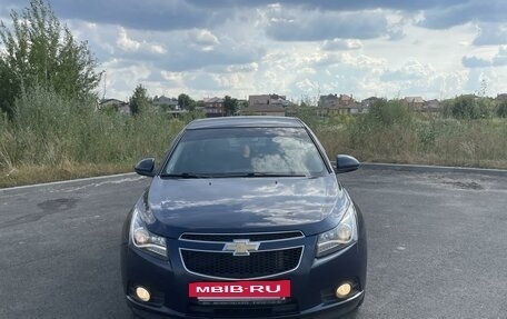 Chevrolet Cruze II, 2009 год, 680 000 рублей, 2 фотография