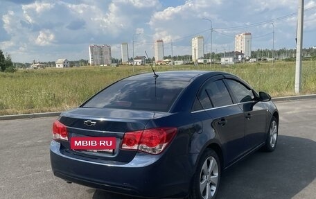 Chevrolet Cruze II, 2009 год, 680 000 рублей, 5 фотография