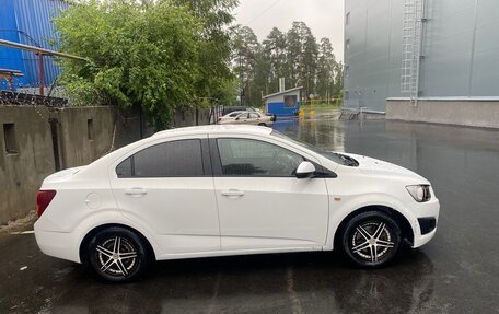 Chevrolet Aveo III, 2012 год, 440 000 рублей, 3 фотография