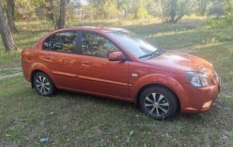 KIA Rio II, 2011 год, 675 000 рублей, 2 фотография