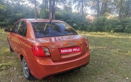 KIA Rio II, 2011 год, 675 000 рублей, 3 фотография