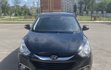 Hyundai ix35 I рестайлинг, 2013 год, 1 590 000 рублей, 2 фотография