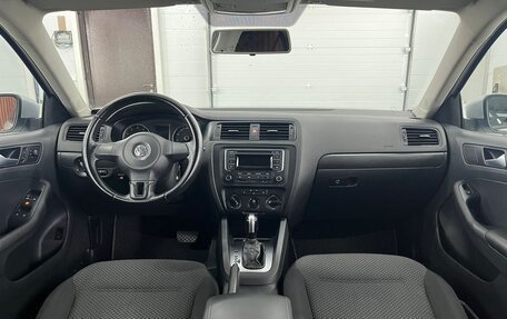 Volkswagen Jetta VI, 2014 год, 1 290 000 рублей, 10 фотография