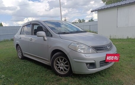 Nissan Tiida, 2010 год, 750 000 рублей, 3 фотография