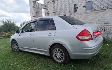 Nissan Tiida, 2010 год, 750 000 рублей, 4 фотография