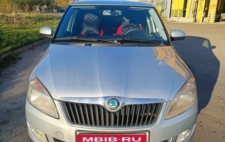 Skoda Fabia II, 2011 год, 540 000 рублей, 2 фотография