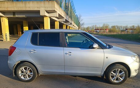 Skoda Fabia II, 2011 год, 540 000 рублей, 4 фотография