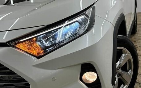 Toyota RAV4, 2020 год, 2 500 000 рублей, 8 фотография