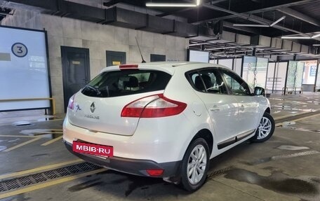 Renault Megane III, 2012 год, 700 000 рублей, 3 фотография