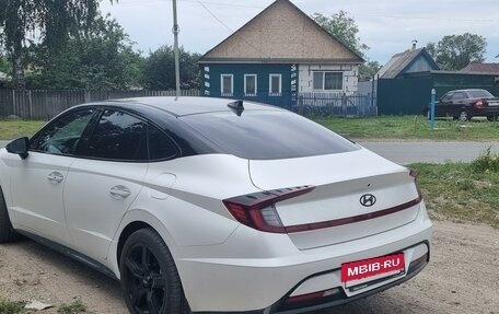 Hyundai Sonata VIII, 2022 год, 3 150 000 рублей, 4 фотография