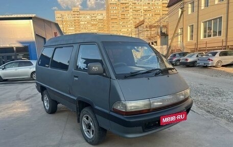 Toyota Town Ace III, 1990 год, 250 000 рублей, 2 фотография