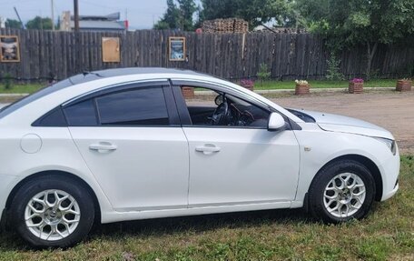 Chevrolet Cruze II, 2011 год, 550 000 рублей, 7 фотография