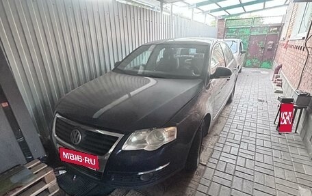 Volkswagen Passat B6, 2007 год, 600 000 рублей, 2 фотография