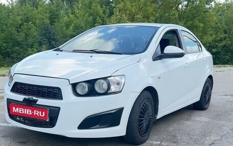 Chevrolet Aveo III, 2015 год, 680 000 рублей, 1 фотография