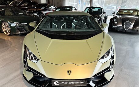 Lamborghini Huracán, 2023 год, 42 035 000 рублей, 2 фотография