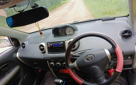 Toyota Ist II, 2004 год, 680 000 рублей, 6 фотография