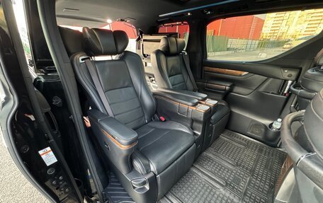 Toyota Alphard III, 2016 год, 5 250 000 рублей, 27 фотография