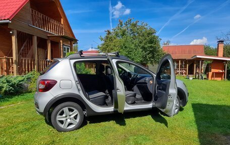 Renault Sandero II рестайлинг, 2017 год, 1 300 000 рублей, 7 фотография