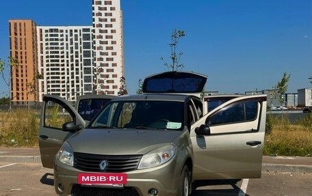 Renault Sandero I, 2012 год, 550 000 рублей, 2 фотография